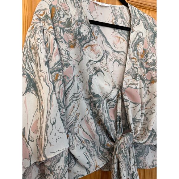 Olivaceous Size MED Multicolor Print Tie Blouse - Picture 6 of 6